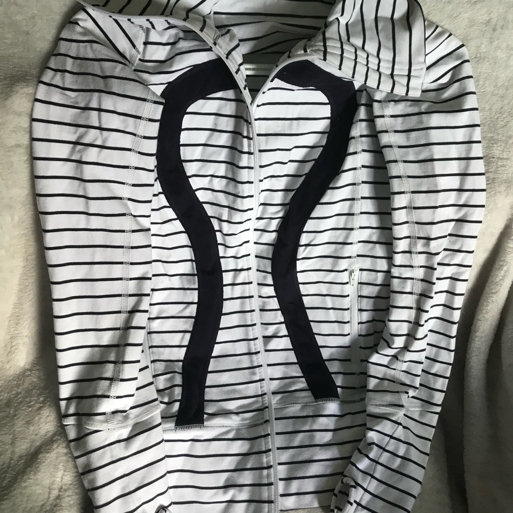2 lululemon zip up long sleeves !